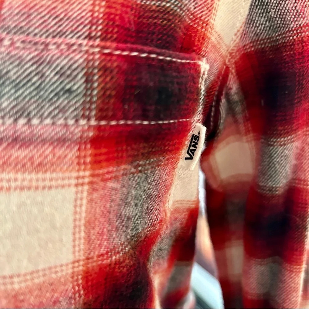 Vans Women’s Plaid Flannel Button Up Shirt - Picture 3 of 9